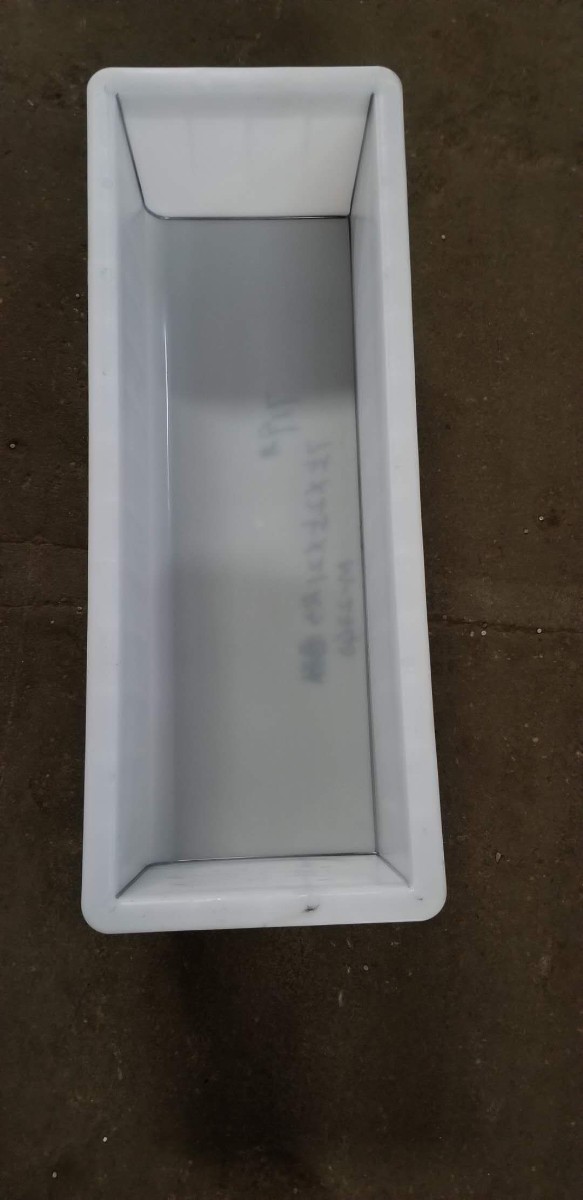 湖北混泥土模具-广西塑料模具