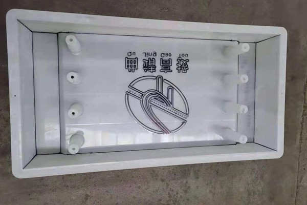湖北长沙塑料模具—高速公路盖板