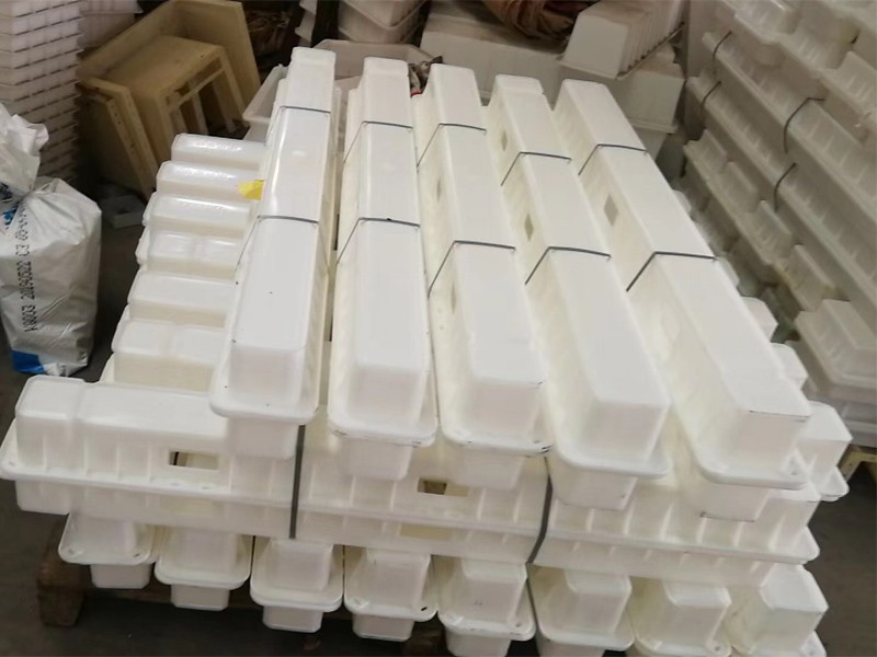 塑料模具结构简析：精密制造的艺术